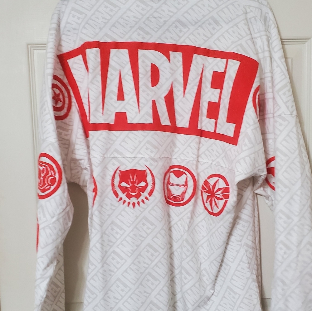 Marvel Spirit Jersey Disney NWT